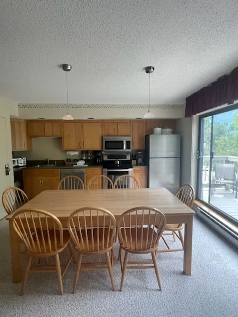 16 Trailside Executive 16 Cambridge VT 05464