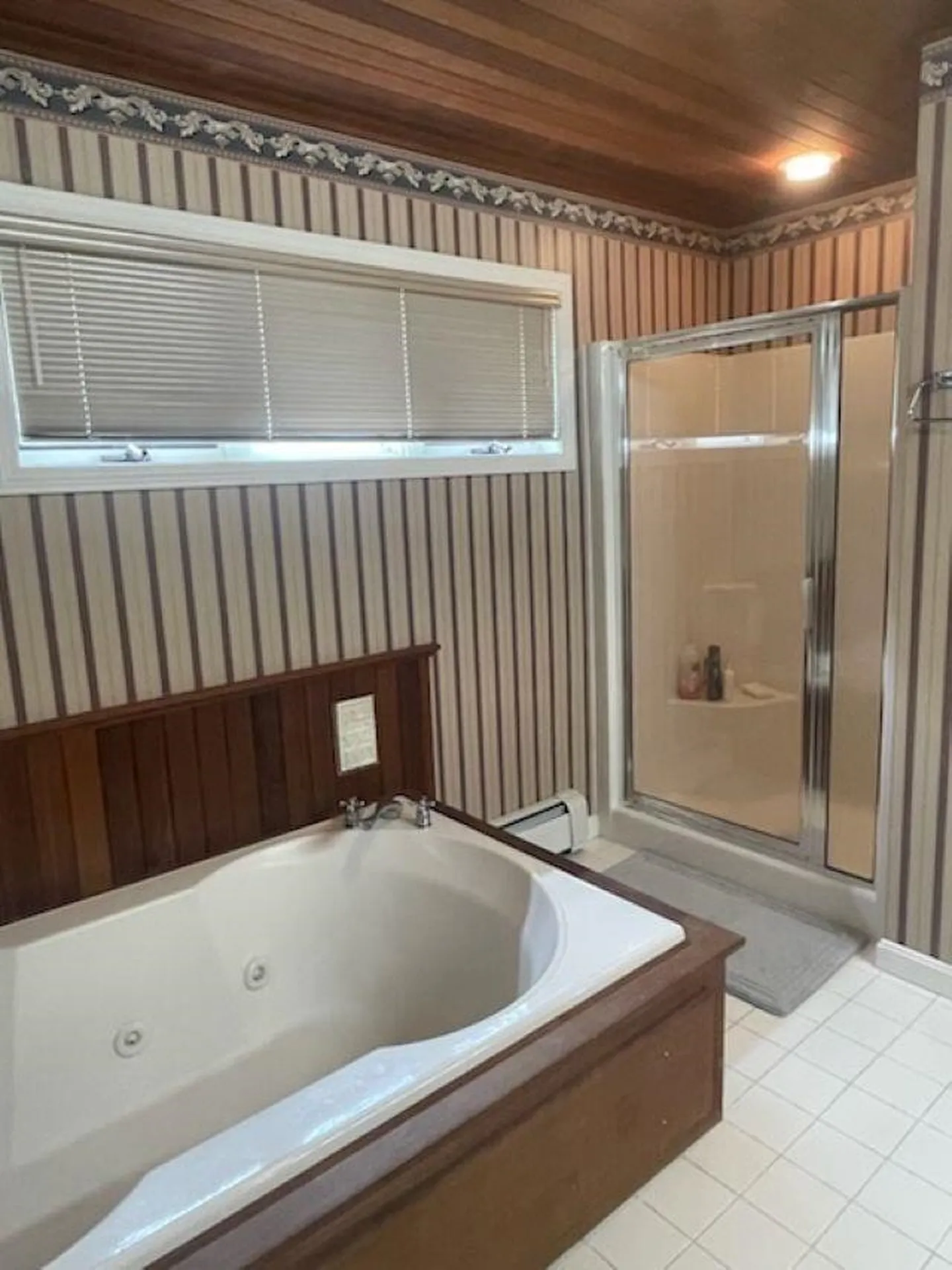 16 Trailside Executive 16 Cambridge VT 05464