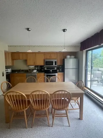 16 Trailside Executive 16 Cambridge VT 05464