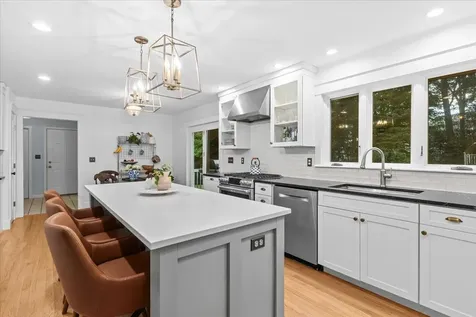 10 Brownell Way South Burlington VT 05403