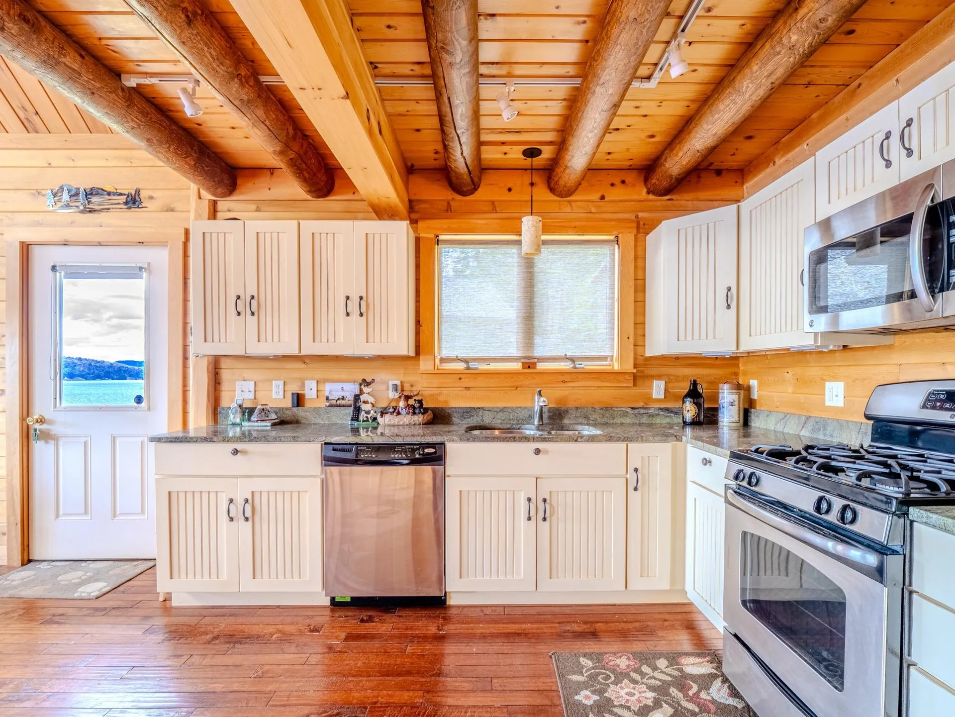 242 Little Rutland Road Castleton VT 05732