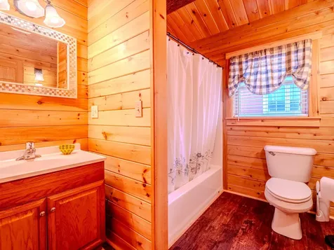 242 Little Rutland Road Castleton VT 05732