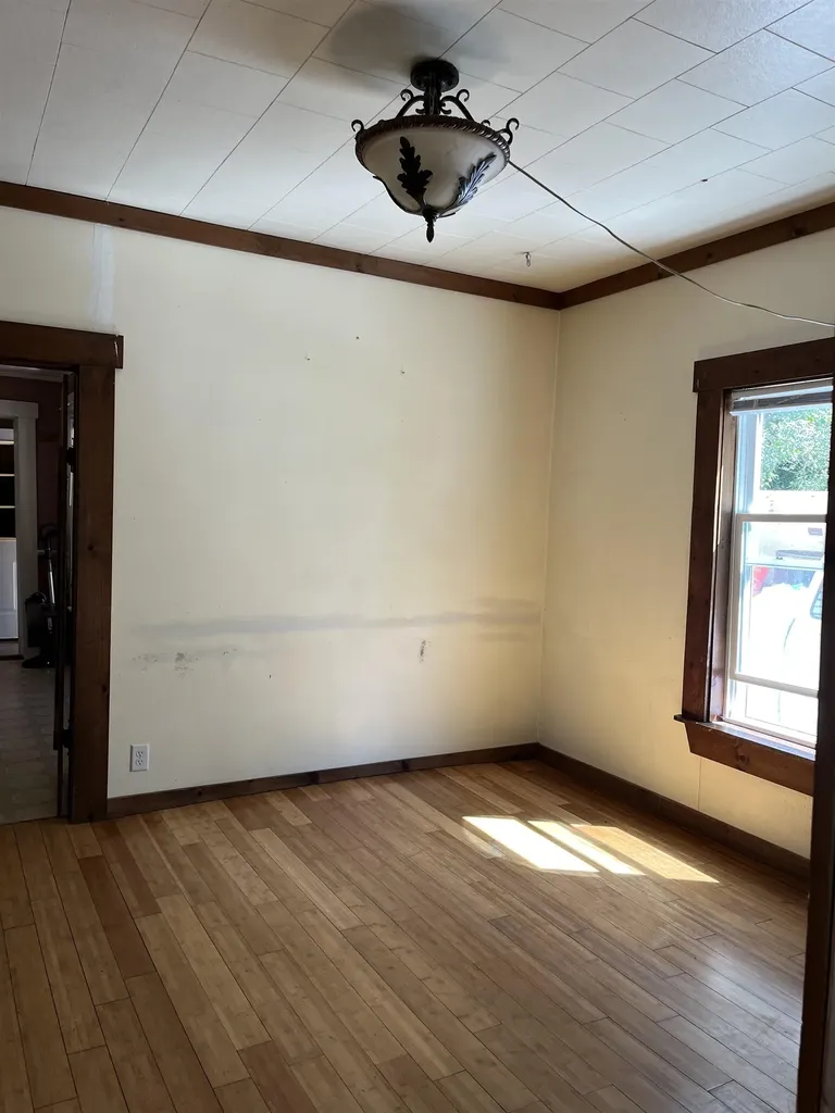 35 Mountain Avenue St. Johnsbury VT 05819
