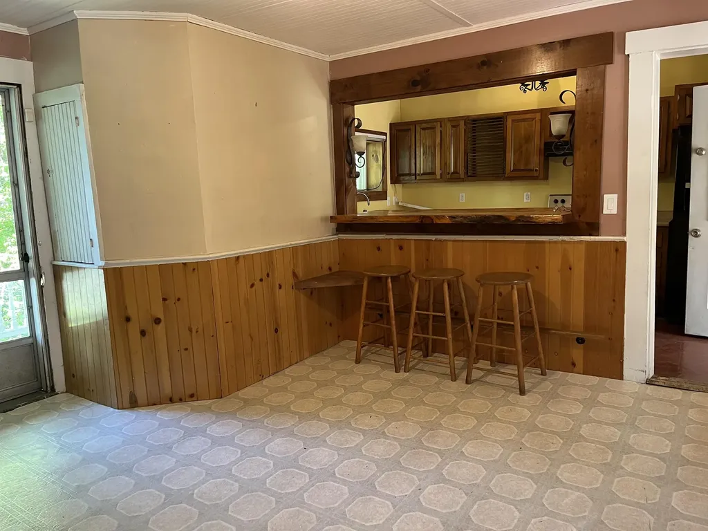 35 Mountain Avenue St. Johnsbury VT 05819