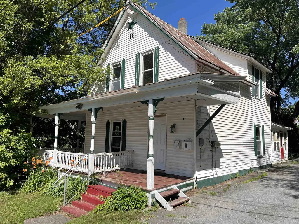 35 Mountain Avenue St. Johnsbury VT 05819