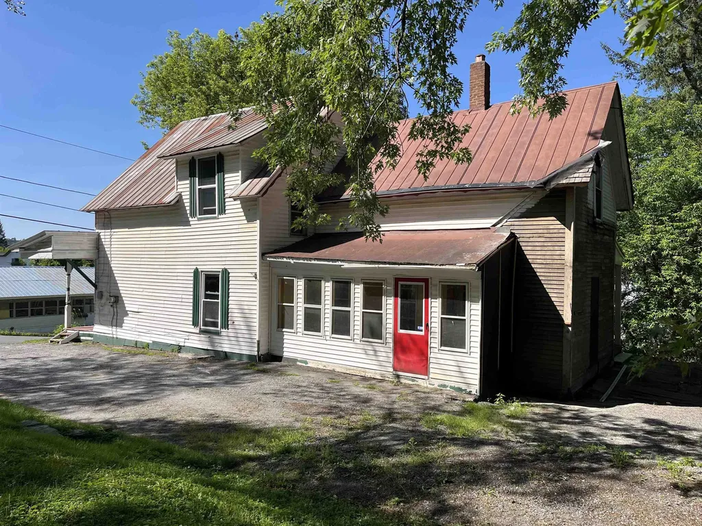 35 Mountain Avenue St. Johnsbury VT 05819