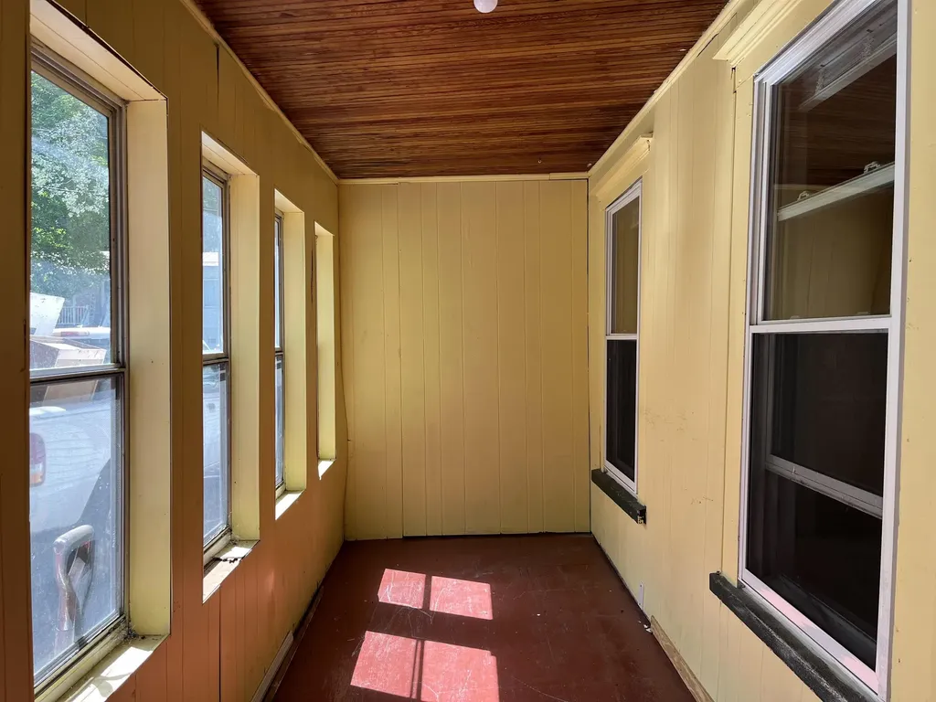35 Mountain Avenue St. Johnsbury VT 05819