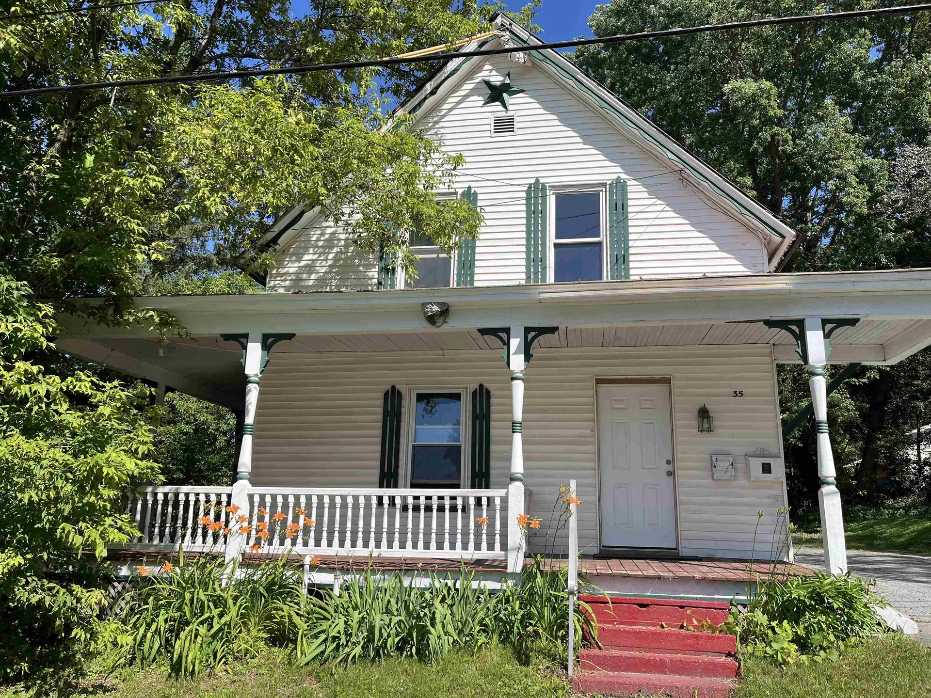 35 Mountain Avenue St. Johnsbury VT 05819