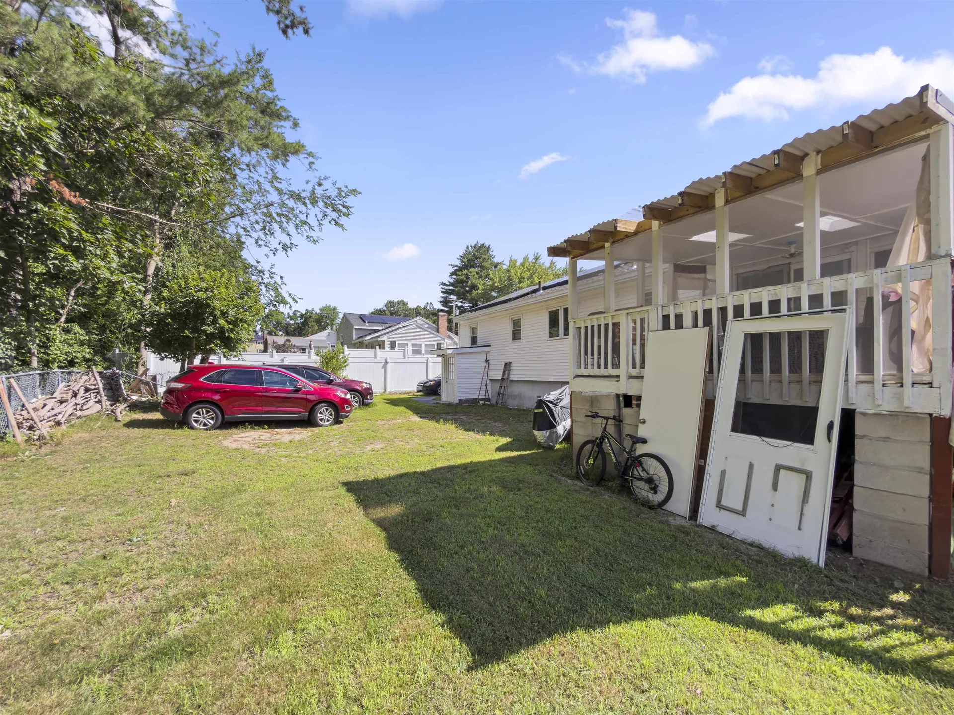 8 Haigh Avenue Salem NH 03079