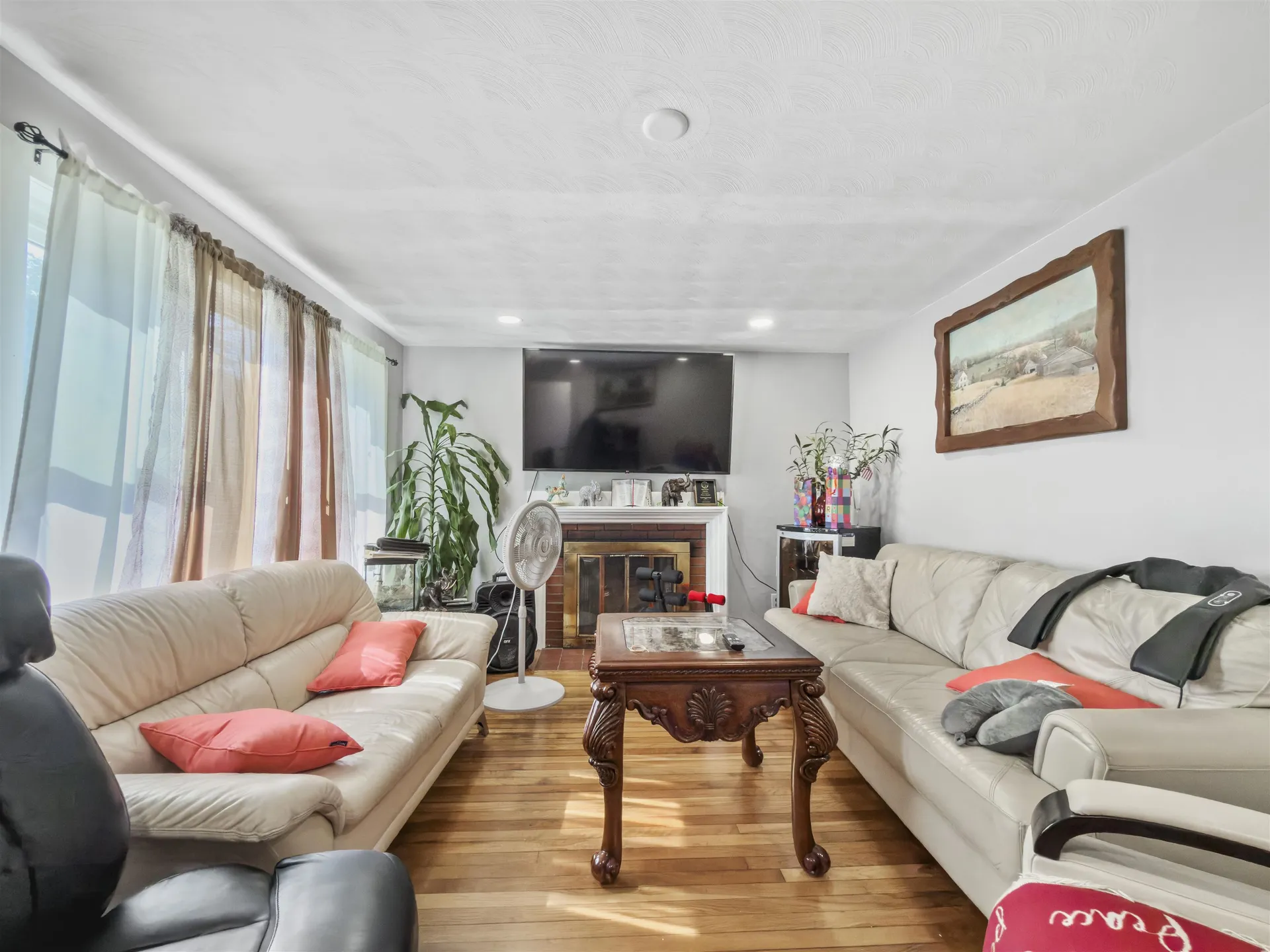 8 Haigh Avenue Salem NH 03079