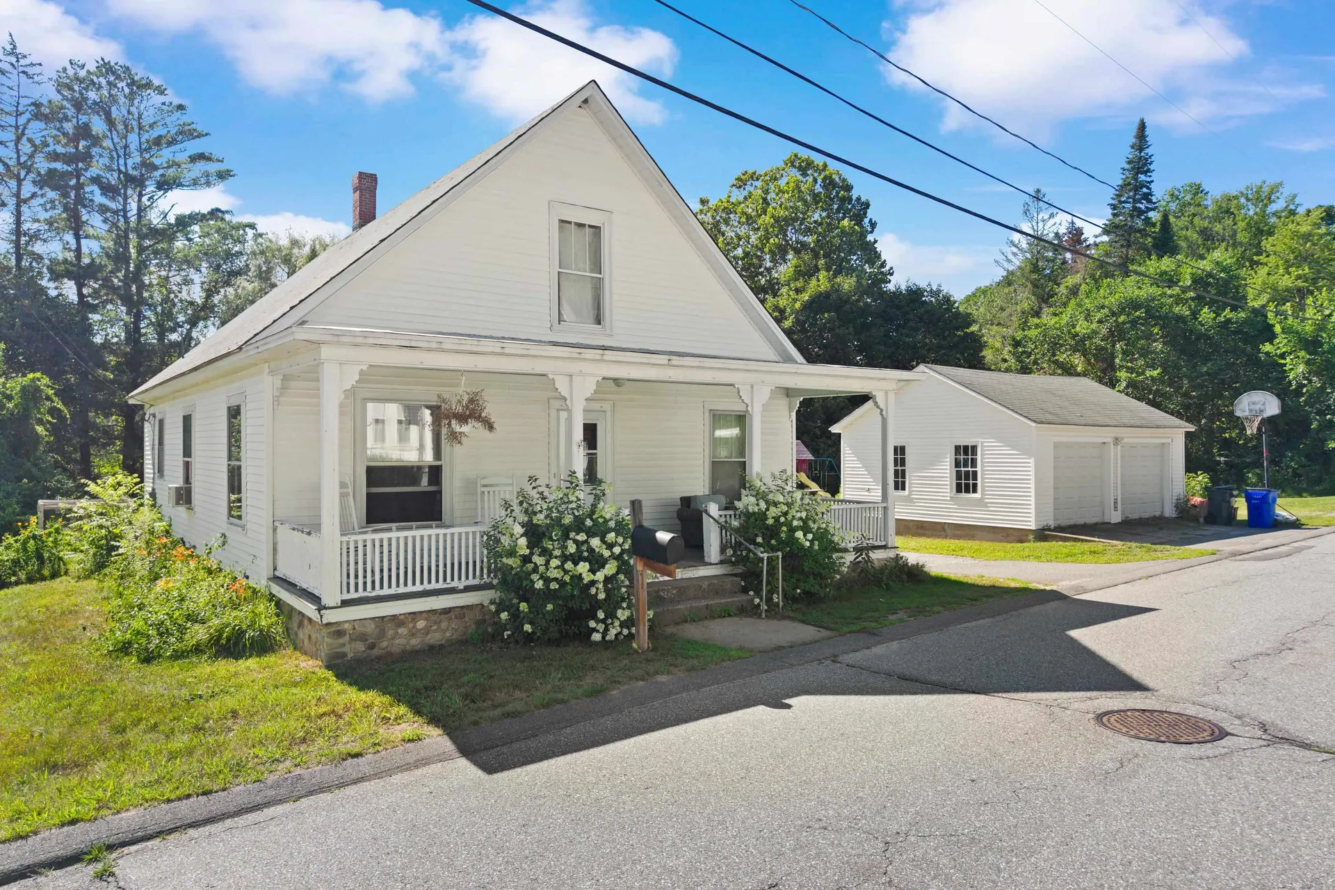 11 Summer Street Goffstown NH 03045