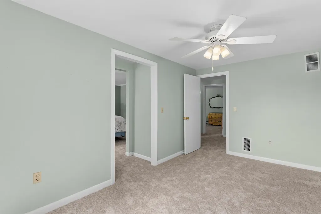20 Pond Drive Manchester NH 03103