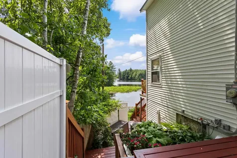 20 Pond Drive Manchester NH 03103