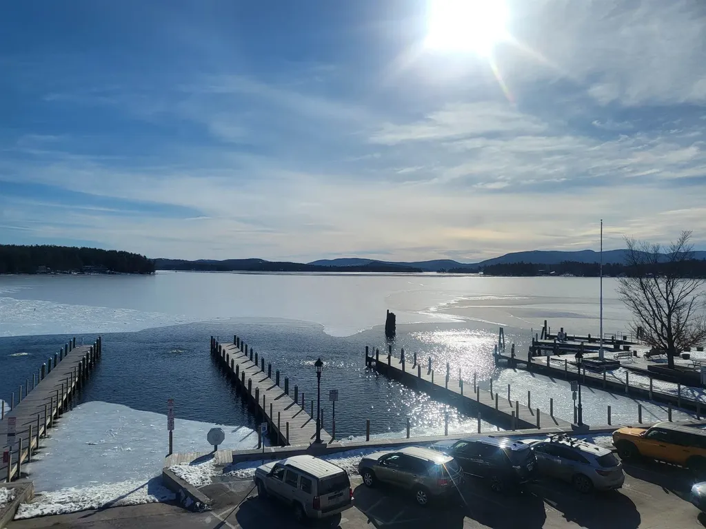 337 S. Main Street Wolfeboro NH 03894