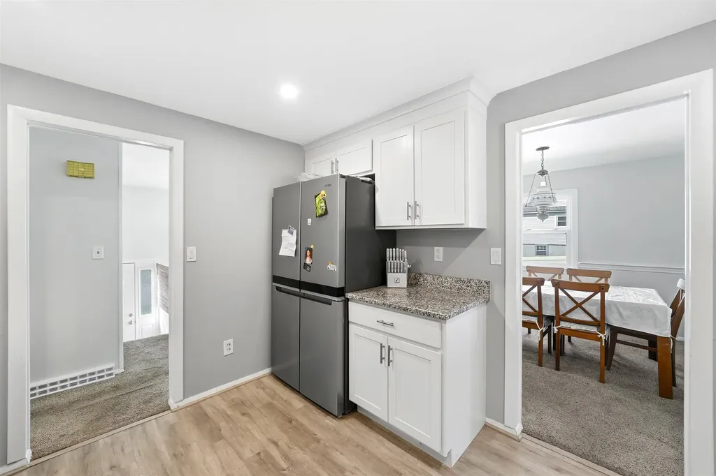 21 Carmine Road Nashua NH 03063
