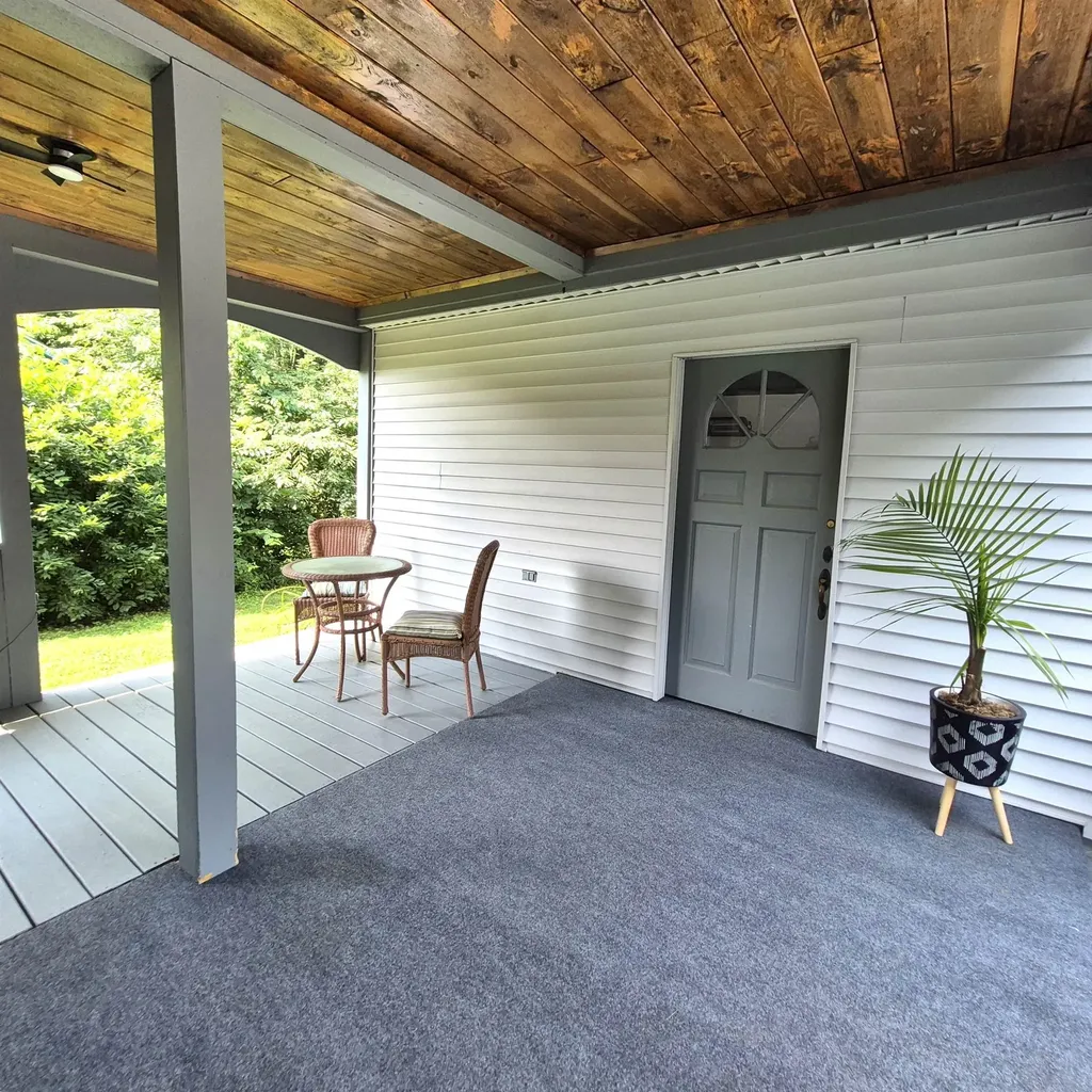 20 Bay Street Claremont NH 03743