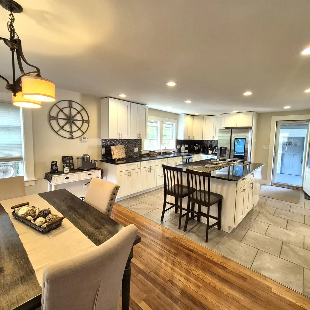 20 Bay Street Claremont NH 03743
