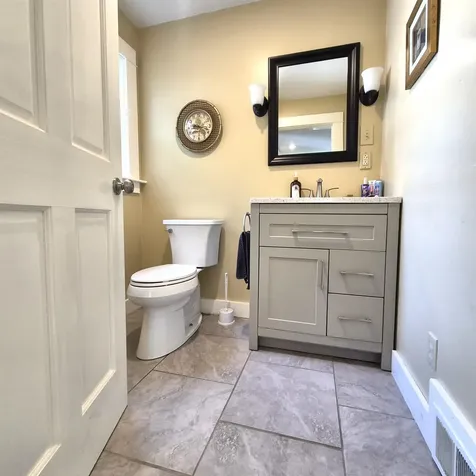 20 Bay Street Claremont NH 03743