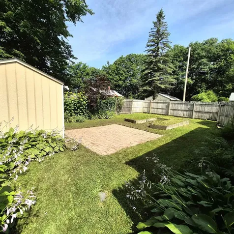 20 Bay Street Claremont NH 03743