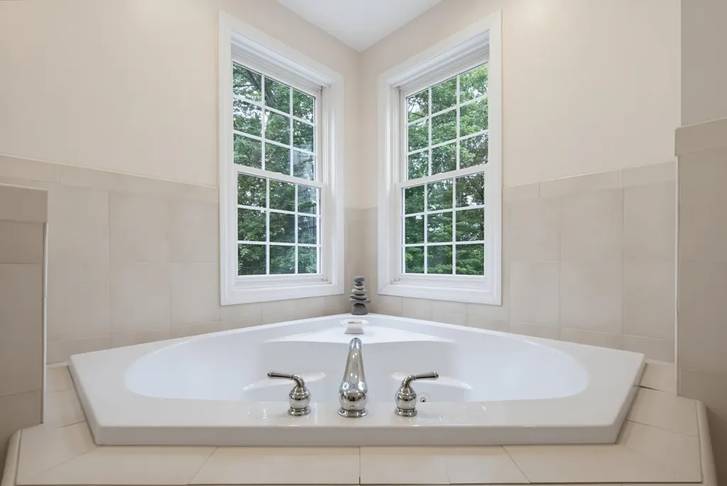 61 Bennett Road Durham NH 03824