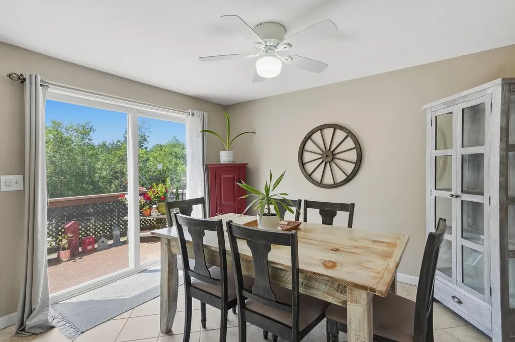 36 Scott Lane Sandown NH 03873