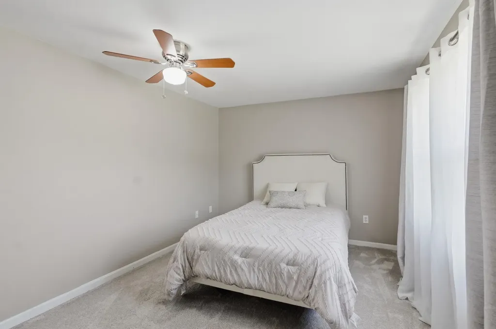 36 Scott Lane Sandown NH 03873