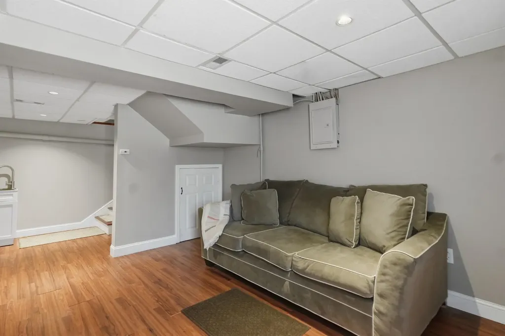 36 Scott Lane Sandown NH 03873