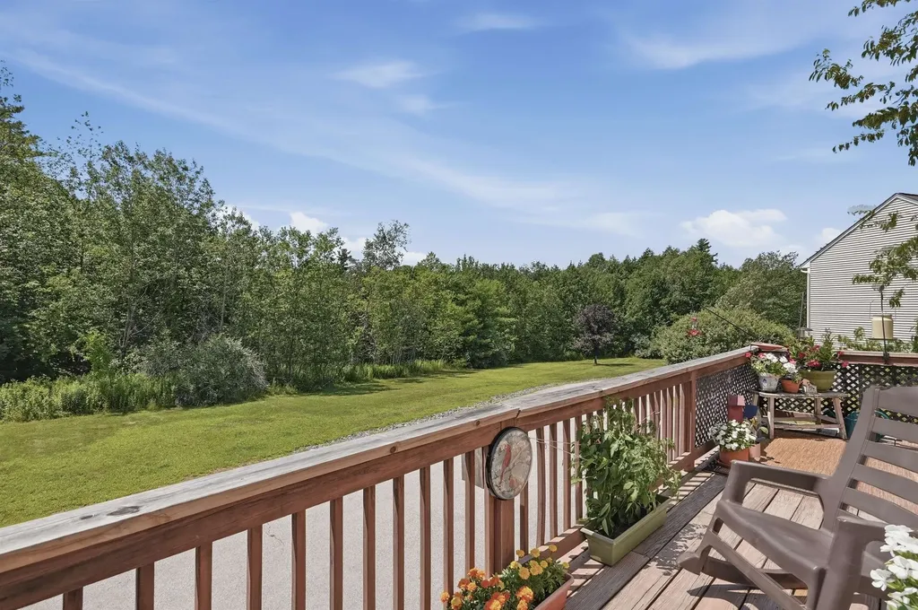 36 Scott Lane Sandown NH 03873