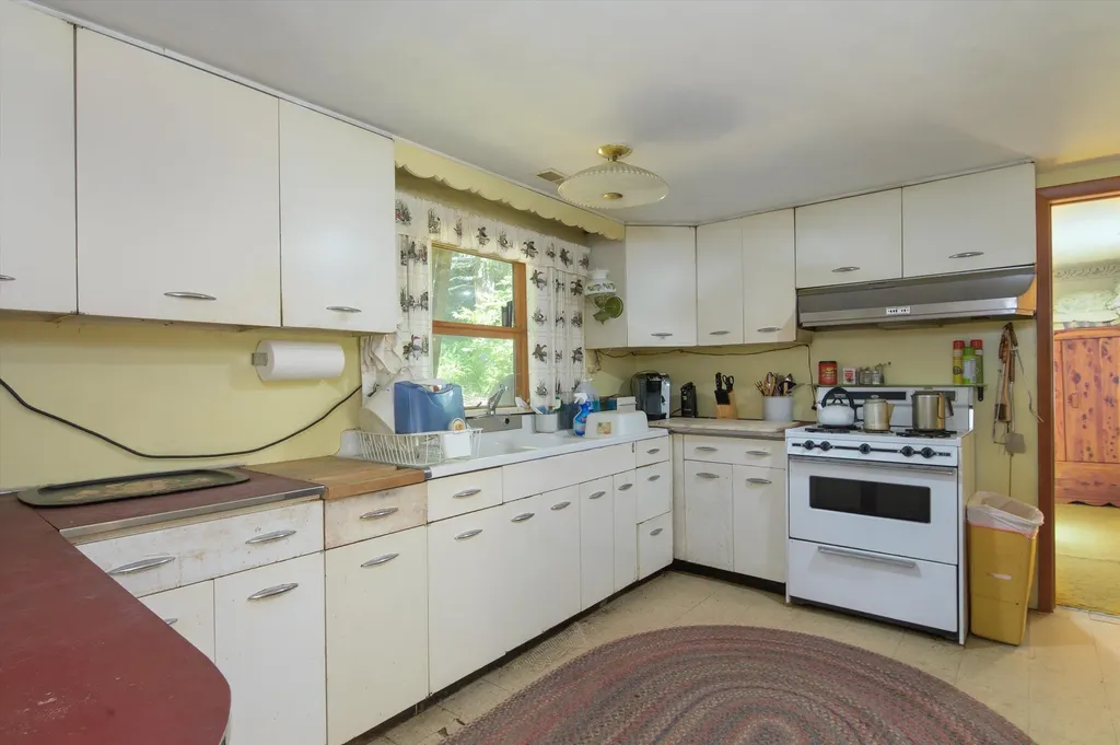 57 Eddy Road Newfane VT 05345