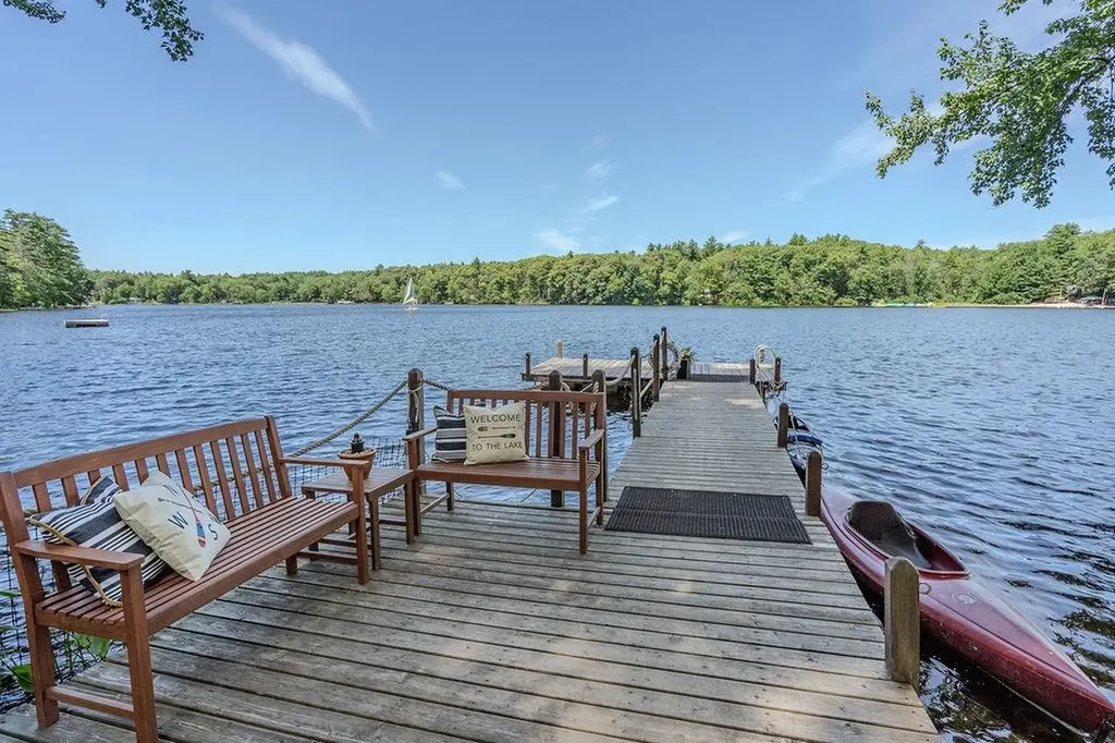 42 Lower Camp Road Northwood NH 03261