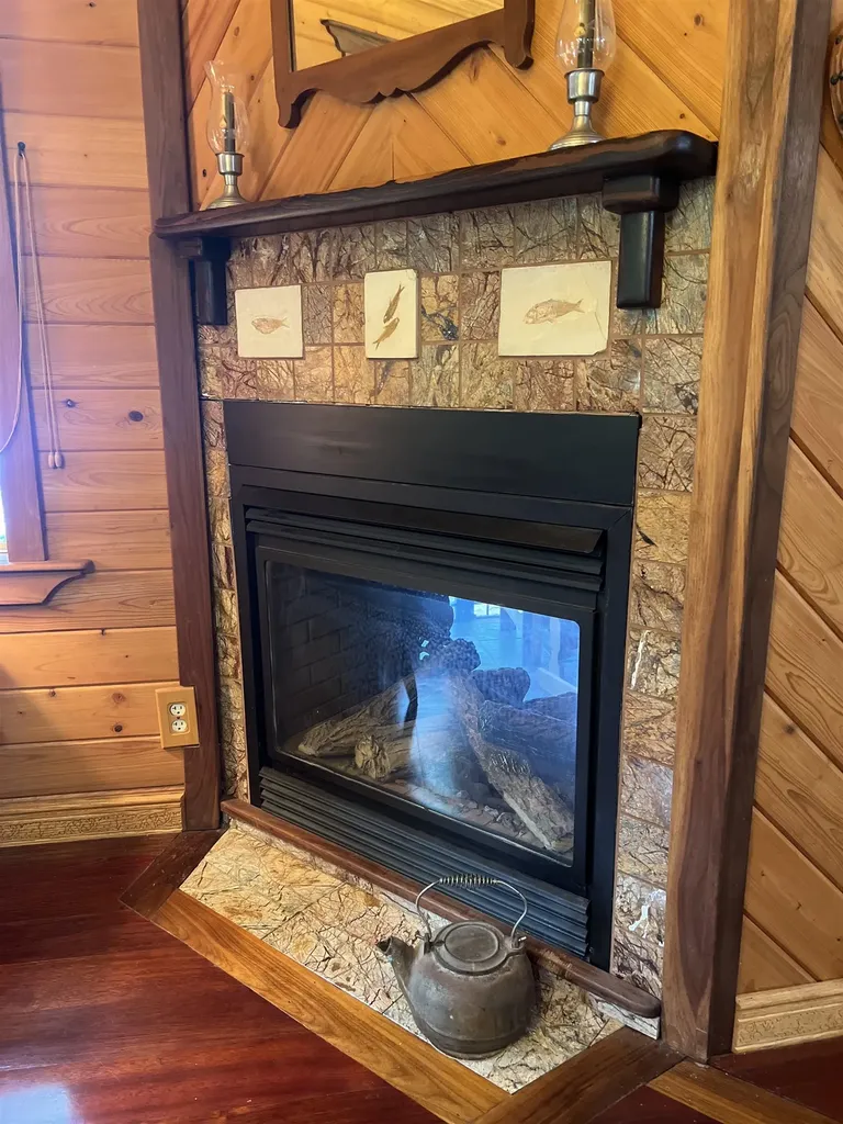 42 Lower Camp Road Northwood NH 03261