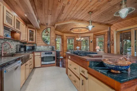 42 Lower Camp Road Northwood NH 03261