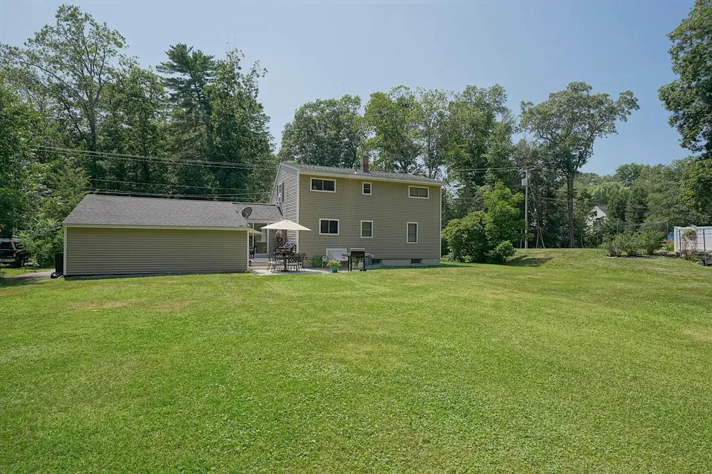 29 Mary Batchelder Road Hampton NH 03842