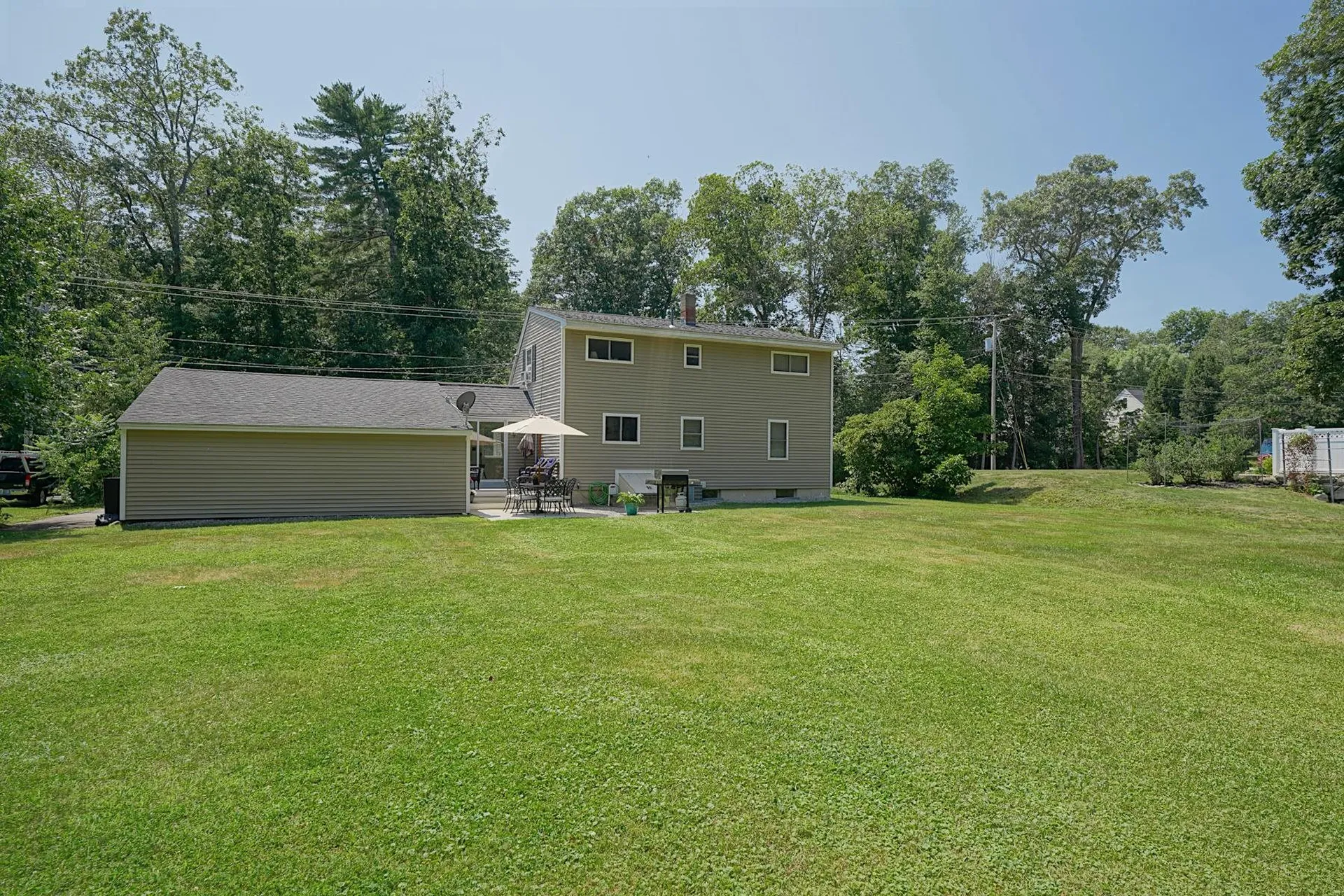 29 Mary Batchelder Road Hampton NH 03842