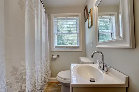 29 Mary Batchelder Road Hampton NH 03842