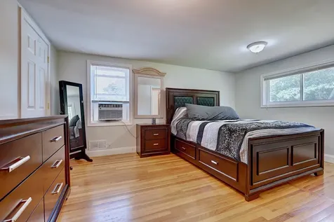 29 Mary Batchelder Road Hampton NH 03842