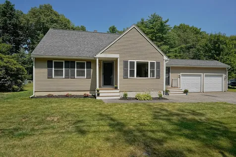 29 Mary Batchelder Road Hampton NH 03842