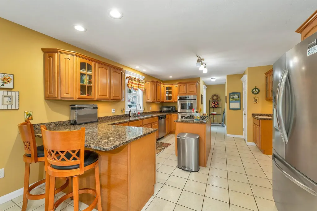 52 Riverdale Road New Boston NH 03070