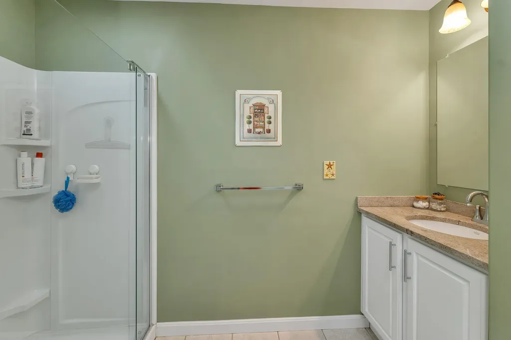 52 Riverdale Road New Boston NH 03070
