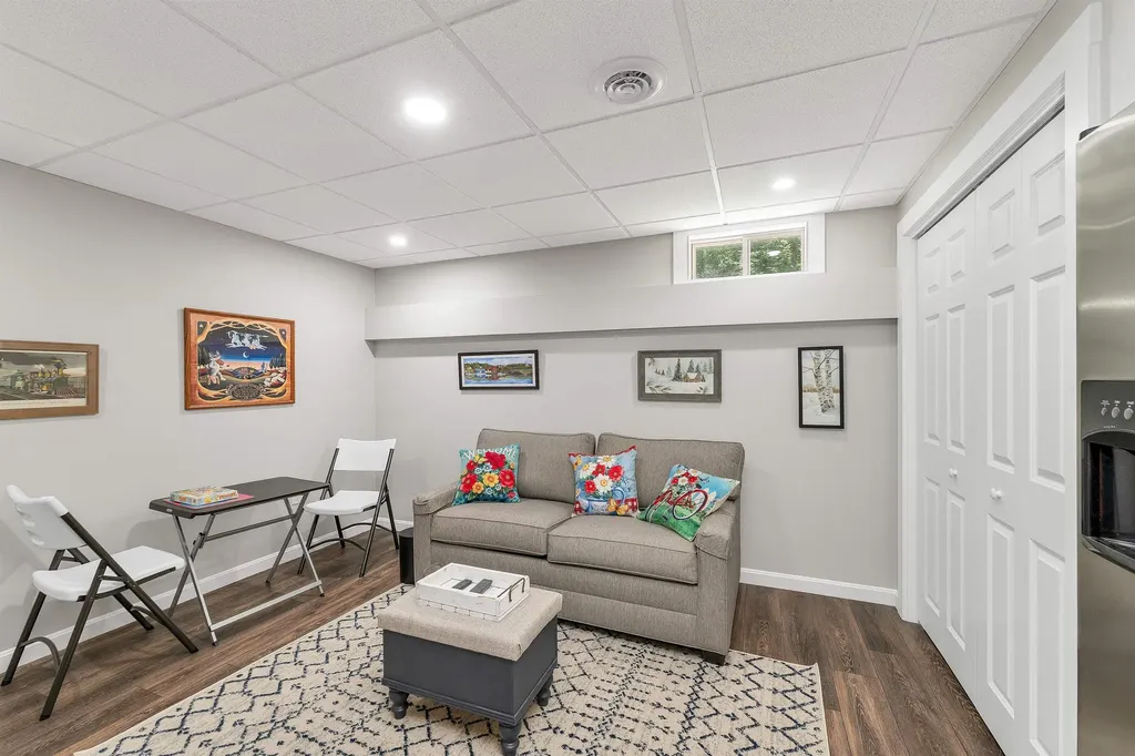 52 Riverdale Road New Boston NH 03070