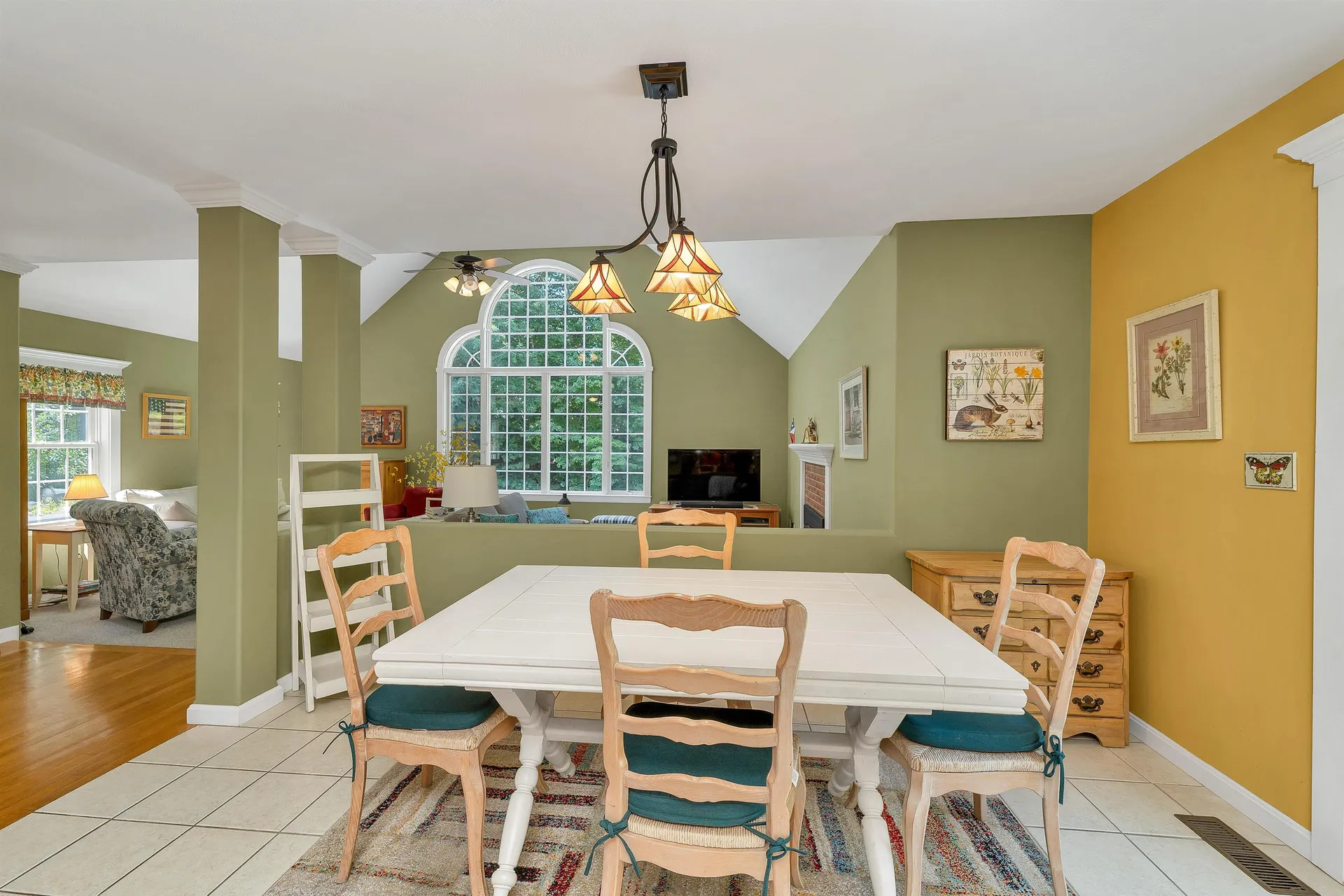 52 Riverdale Road New Boston NH 03070