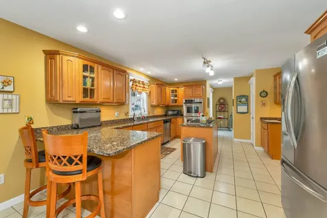 52 Riverdale Road New Boston NH 03070