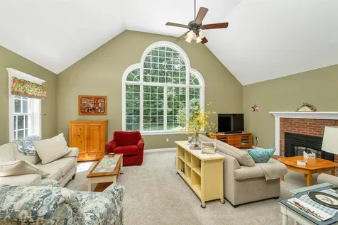 52 Riverdale Road New Boston NH 03070