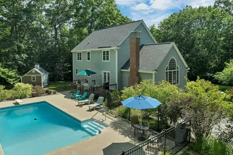 52 Riverdale Road New Boston NH 03070