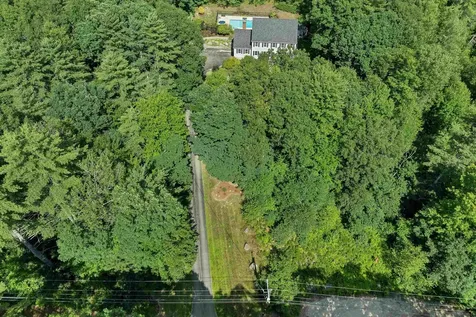 52 Riverdale Road New Boston NH 03070