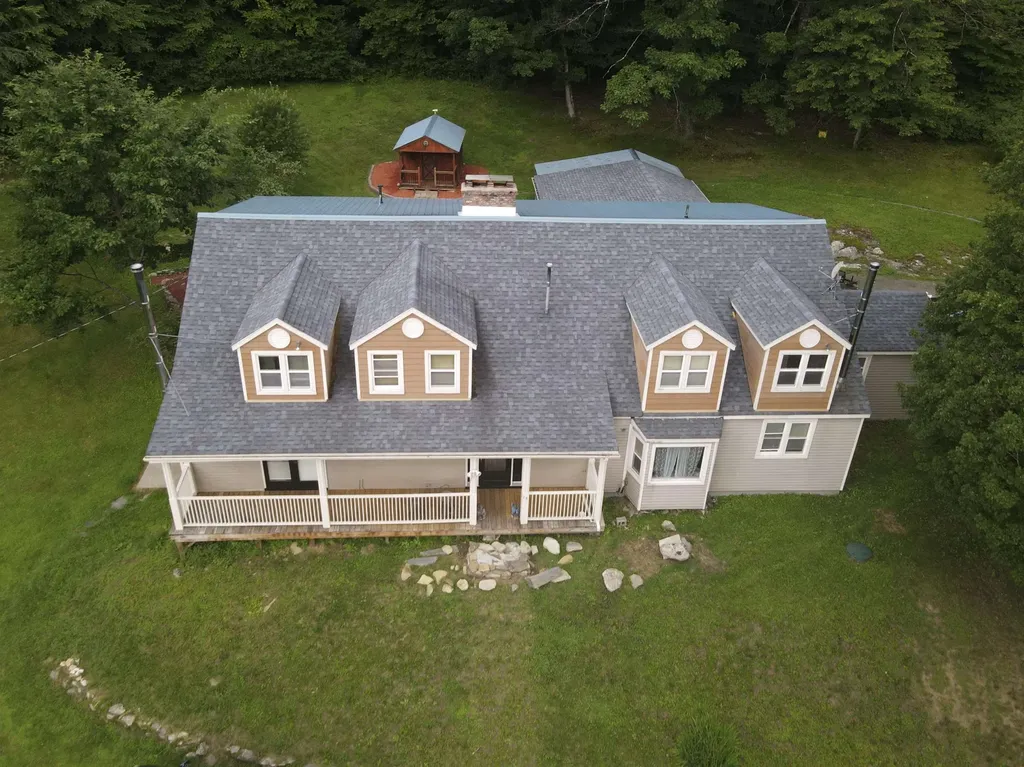 13 Brookside Lane Newfane VT 05345