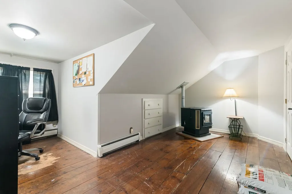 13 Brookside Lane Newfane VT 05345