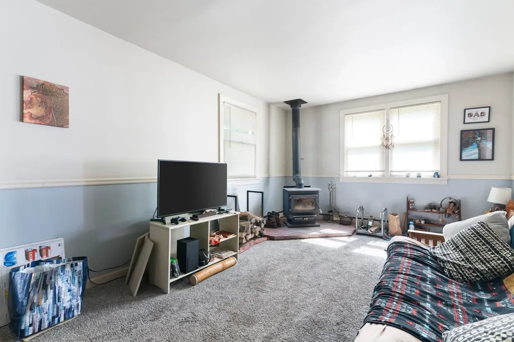13 Brookside Lane Newfane VT 05345