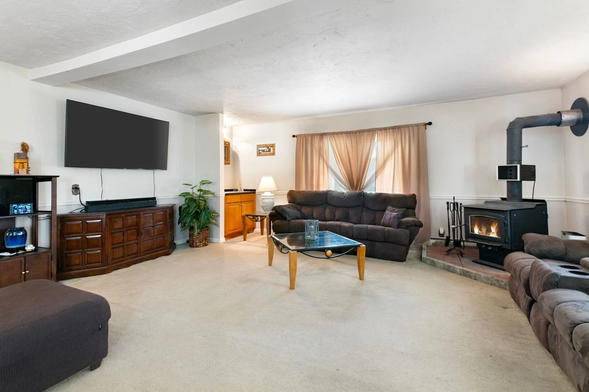 13 Brookside Lane Newfane VT 05345