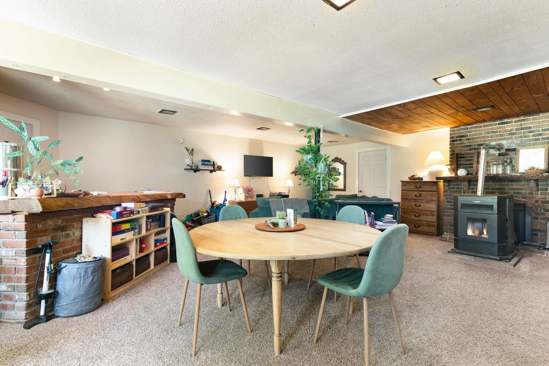 13 Brookside Lane Newfane VT 05345